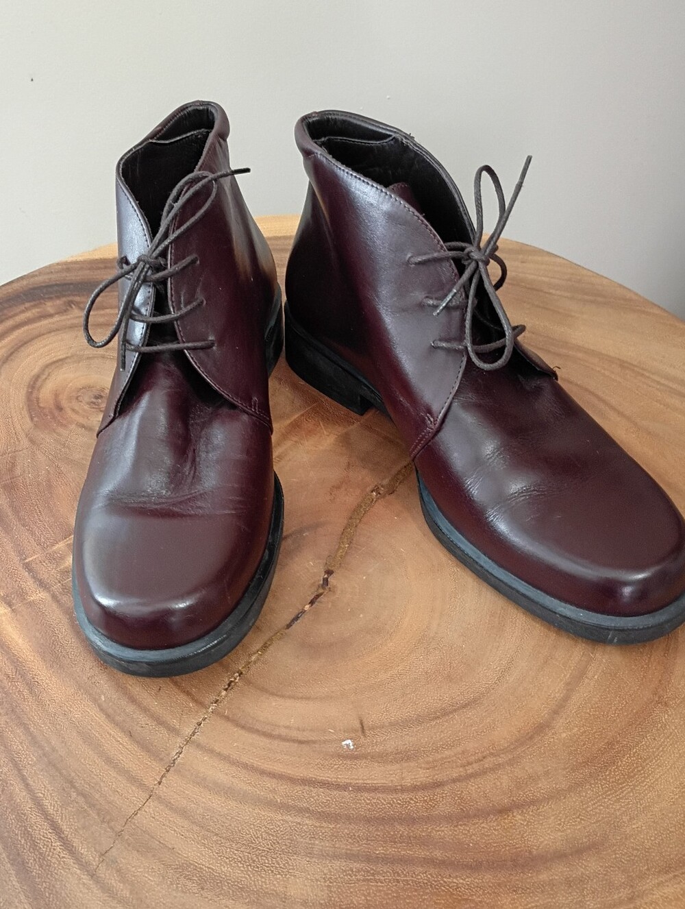 NWT The Walking Company Women's Brown Leather Lace Front Boots Size 38 US  7.5